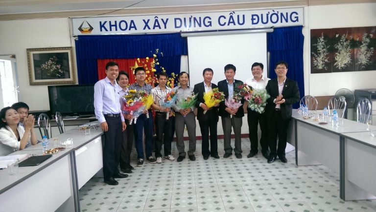 Gặp mặt truyền thống đầu xuân Ất Mùi 2015 của cán bộ viên chức Khoa Xây dựng Cầu Đường.
