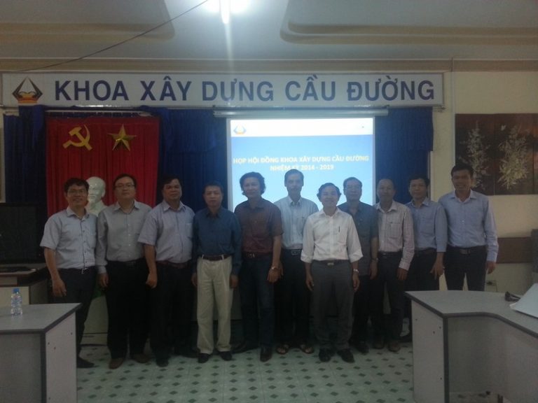 Họp hội đồng khoa học khoa xây dựng cầu đường lần thứ I – 2015