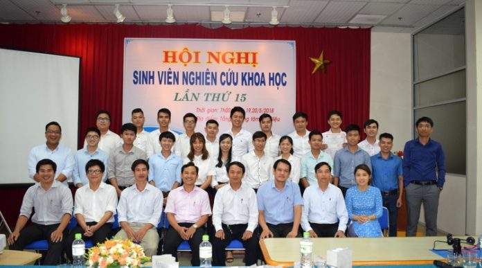 Hội nghị sinh viên NCKH lần thứ 15 Khoa Xây dựng Cầu đường: Phong phú về đề tài, nâng cao về chất lượng và đổi mới về nội dung