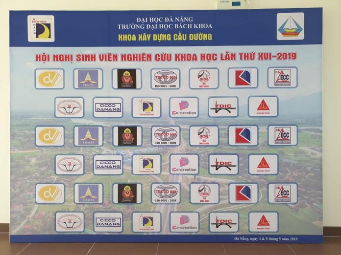 Triển lãm poster tại hội nghị SV NCKH lần thứ XVI