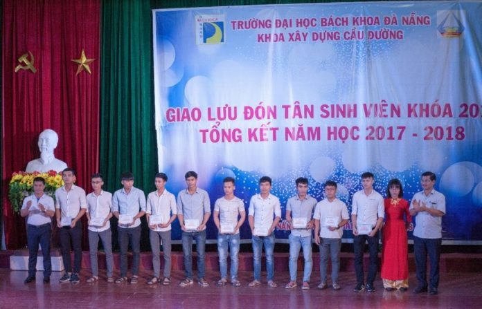 Kế hoạch phát học bổng khuyến học cho sinh viên nghèo vượt khó, sinh viên bị ảnh hưởng của dịch bệnh COVID, thiên tai ở các tỉnh miền Trung.